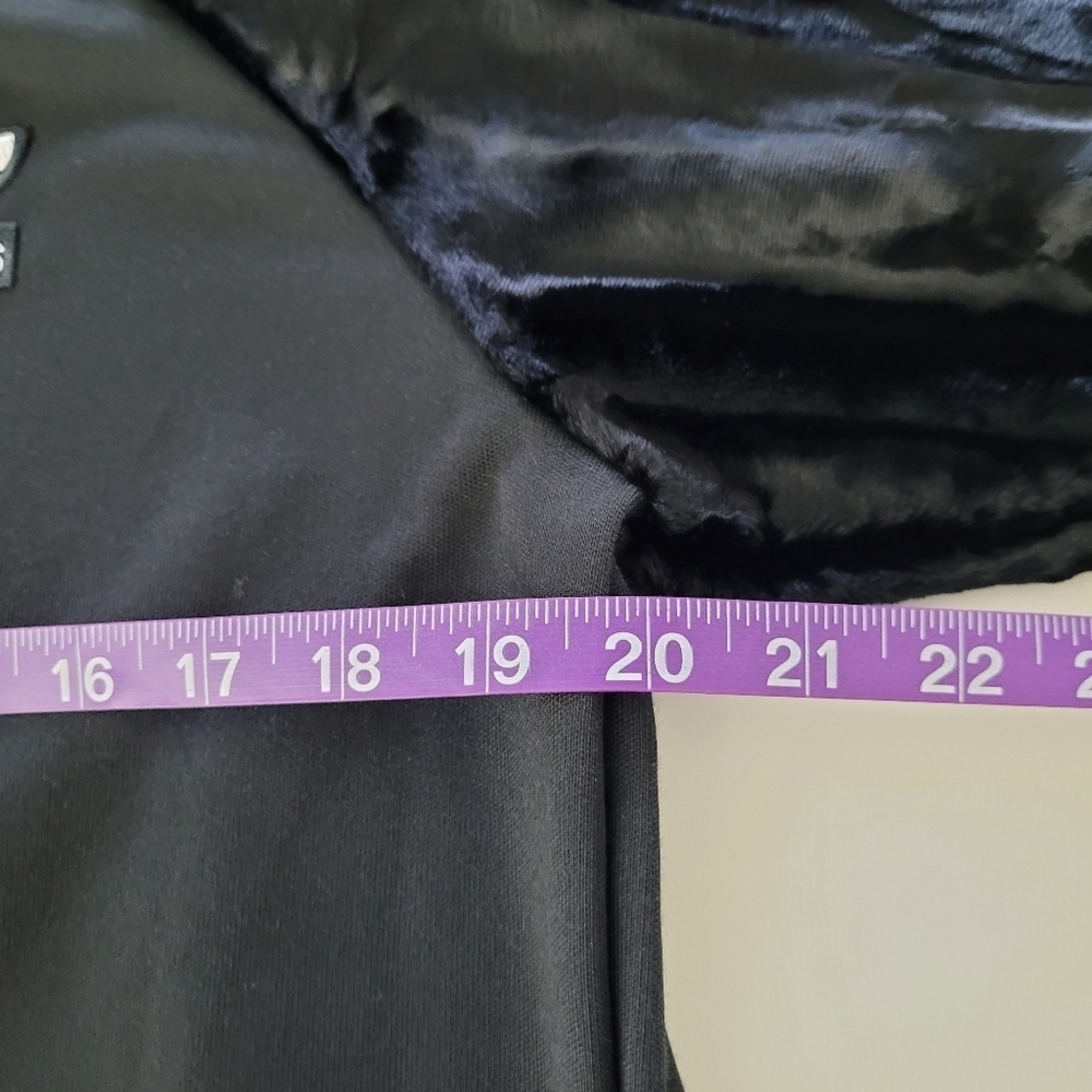 Adidas sweatshirt mock neck dress with velvet sleeves - Picture 8 of 10